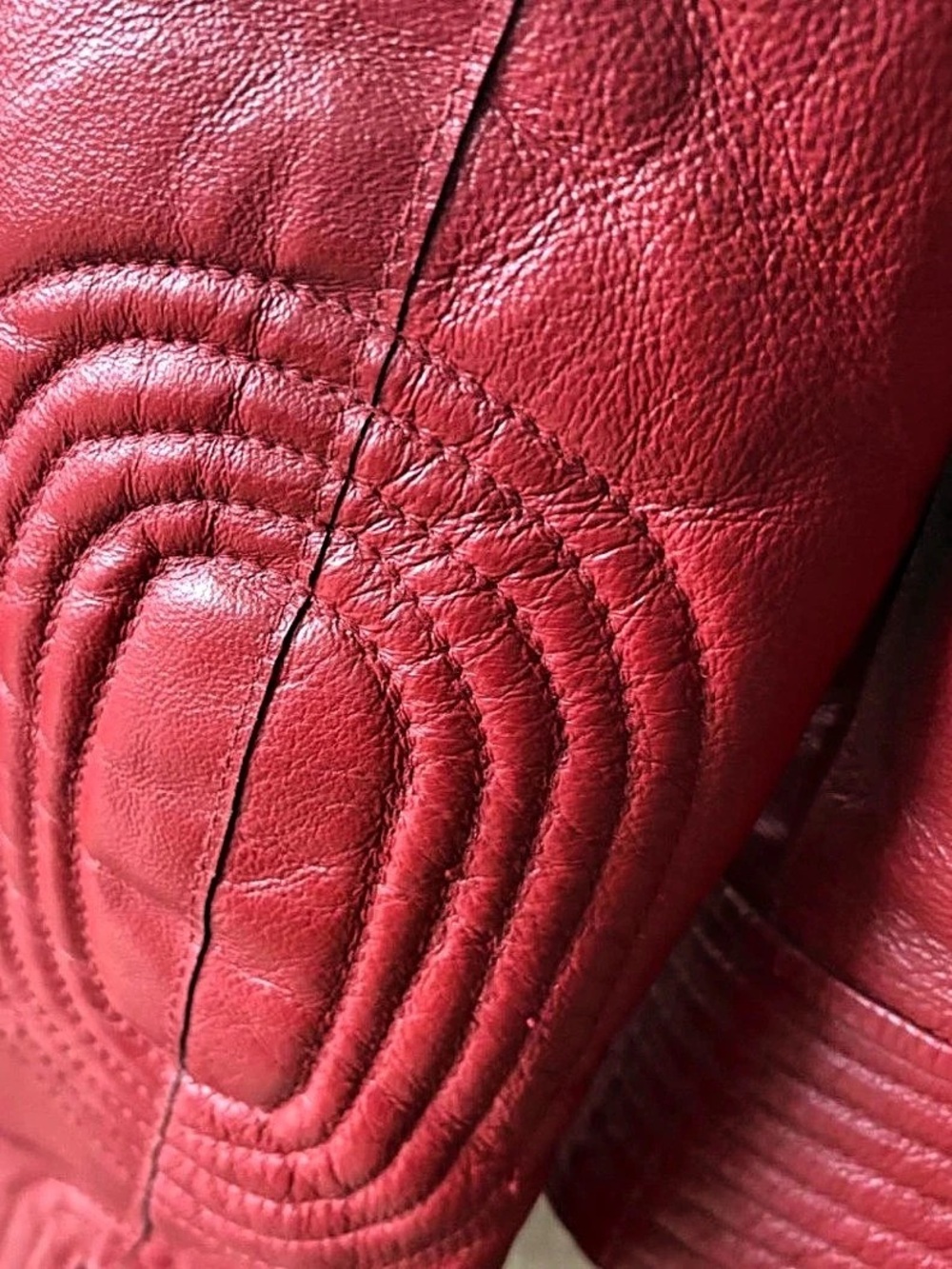 Red leather Motorcycle Jacket - Picture 2 of 2